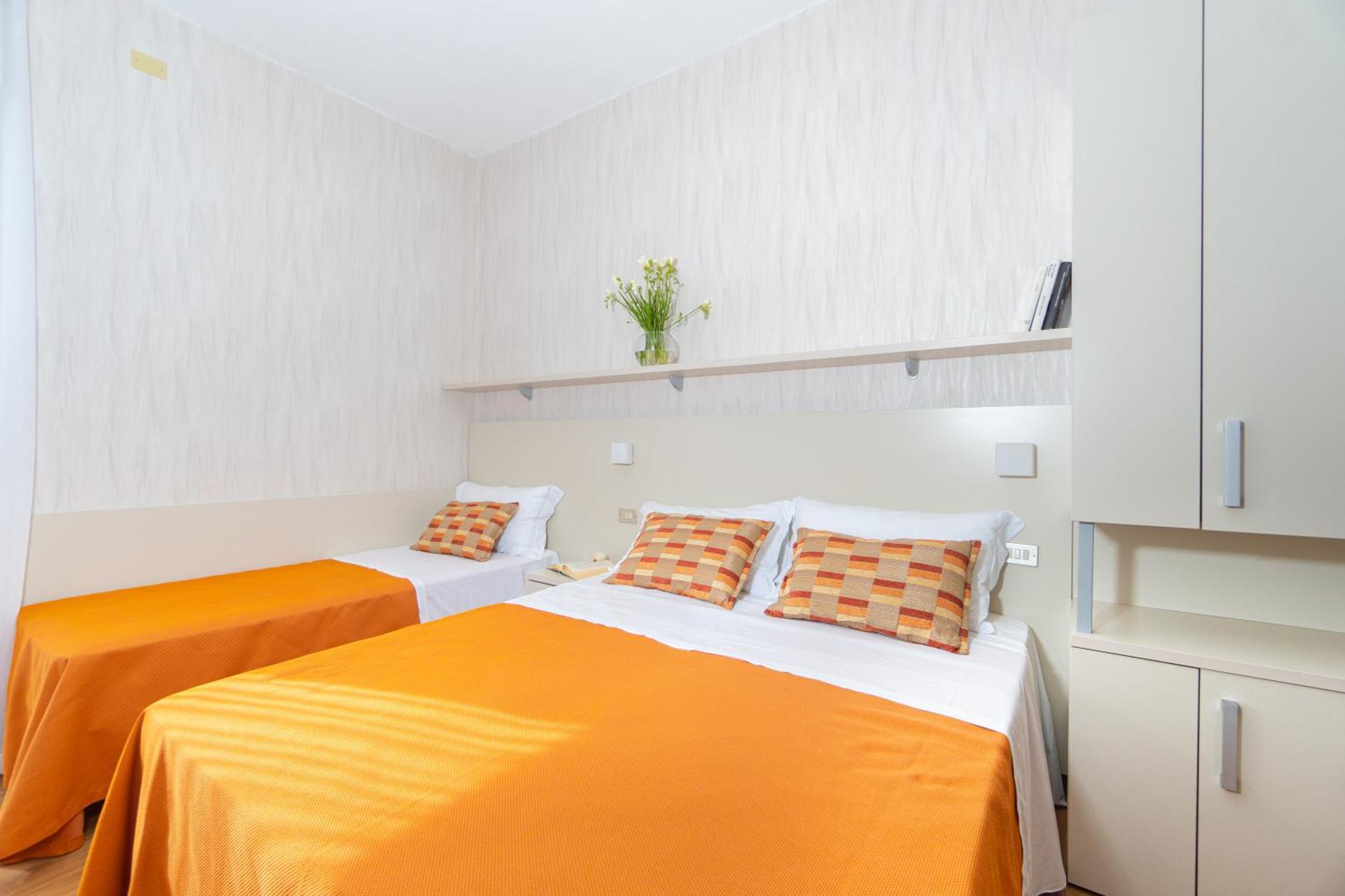 Hotel Sampaoli Bellaria-Igea Marina Buitenkant foto