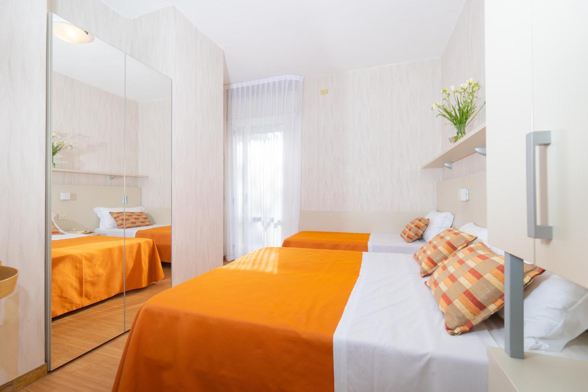 Hotel Sampaoli Bellaria-Igea Marina Buitenkant foto