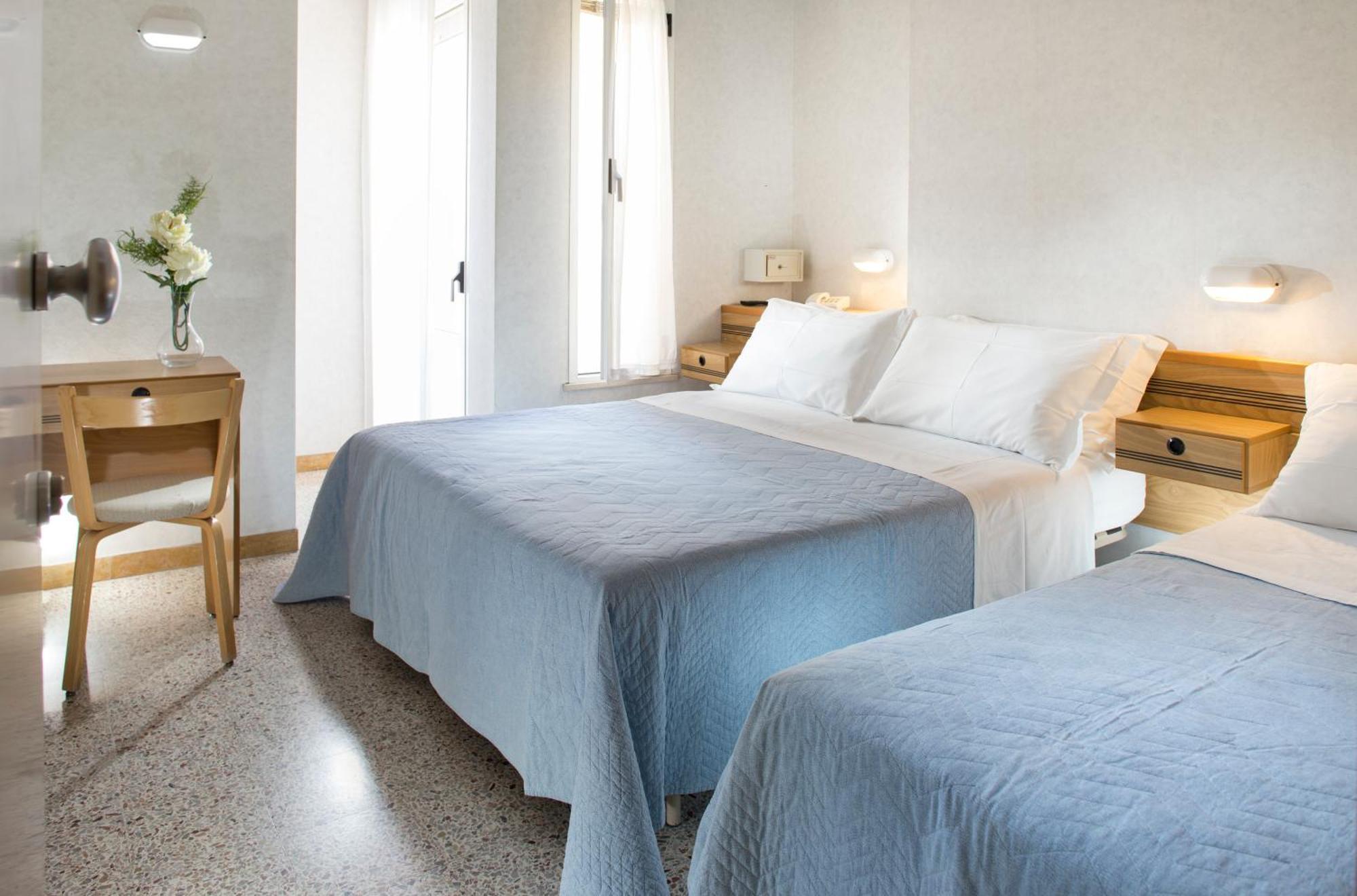 Hotel Sampaoli Bellaria-Igea Marina Buitenkant foto