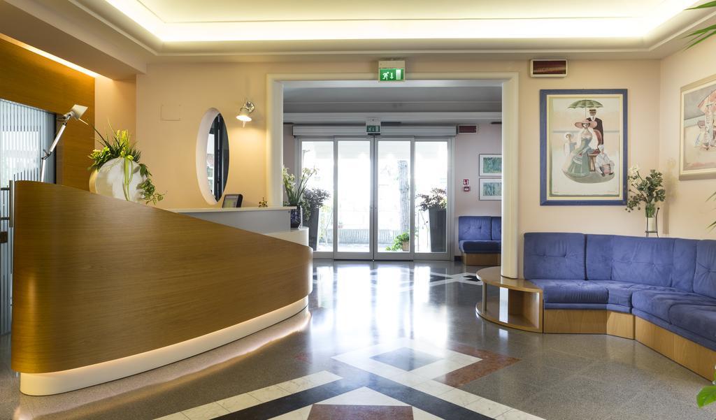 Hotel Sampaoli Bellaria-Igea Marina Buitenkant foto