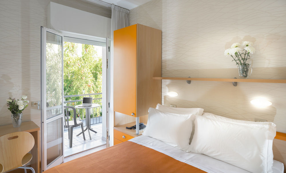 Hotel Sampaoli Bellaria-Igea Marina Buitenkant foto